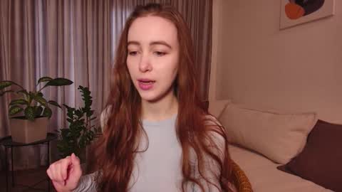 Lina online show from 10-21-25, 10:38