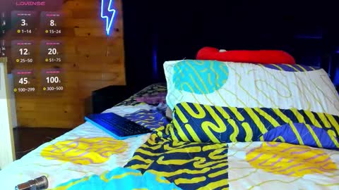 Arthur online show from 10-27-25, 12:31