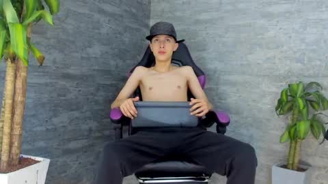 arthurcox_ online show from 10-13-25, 05:35