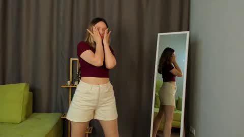 Sara online show from 09-16-25, 07:26