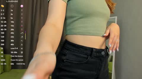 Sara online show from 09-29-25, 07:08