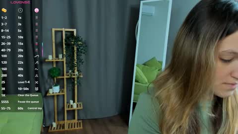Sara online show from 10-06-25, 07:22