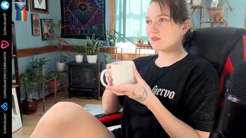 Artie Paints online show from 12-13-24, 05:00