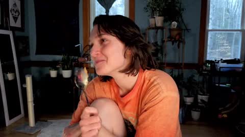 Artie Paints online show from 12-18-24, 08:57