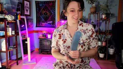 Artie Paints online show from 12-28-24, 01:39