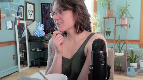 Artie Paints online show from 02-14-25, 03:05