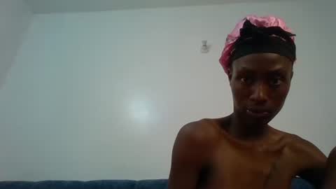 artmilk online show from 02-18-26, 01:40