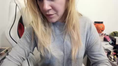 MIA online show from 01-29-25, 10:53
