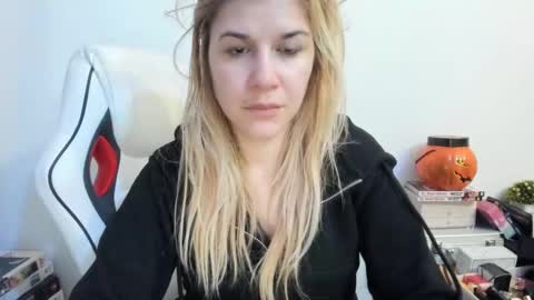 MIA online show from 01-31-25, 09:59