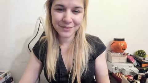 MIA online show from 02-05-25, 06:04