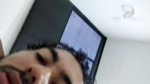 arturguy01 online show from 12-21-24, 11:02
