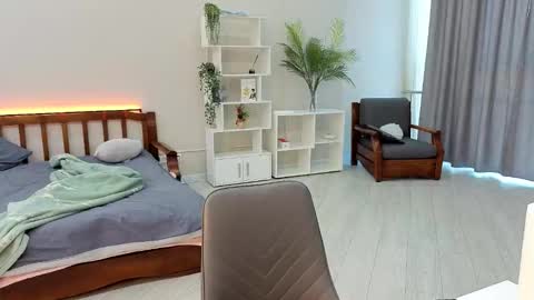 Archie online show from 11-12-25, 02:56