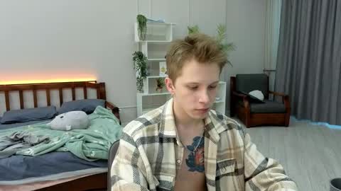 Archie online show from 11-13-25, 01:48