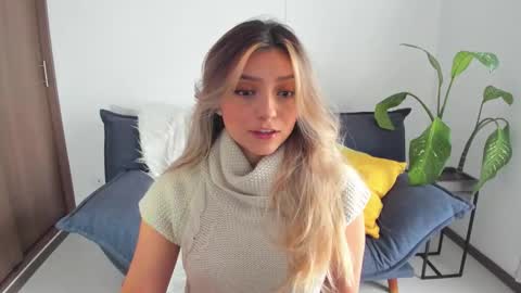 Zahaara online show from 11-28-25, 09:06