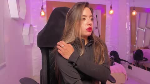 Ary Cooper online show from 12-16-25, 01:05