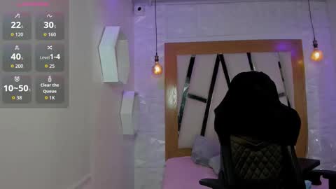 Ary Cooper online show from 12-19-25, 01:07