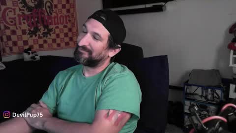 devilPup75 online show from 11-17-25, 02:12