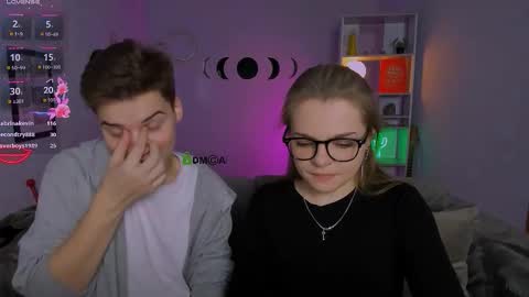 ash_raven_ online show from 10-19-25, 07:14