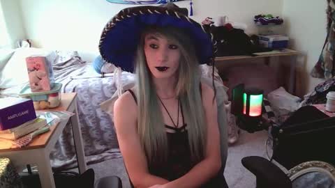 Snapshot of ashethegengar chatting on 12-02-25, 07:53 Ashley Scarlett online show from 12-02-25, 07:53