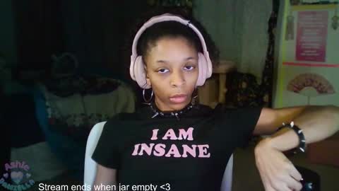 Snapshot of ashledaniella chatting on 02-03-25, 12:58 Ashle online show from 02-03-25, 12:58