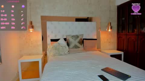 Ashleey Brownn  online show from 12-04-25, 01:59