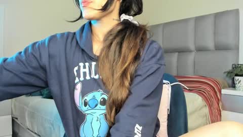 Carolina  online show from 12-06-24, 12:34