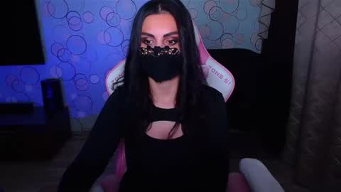   Yasmina   online show from 11-02-25, 03:20