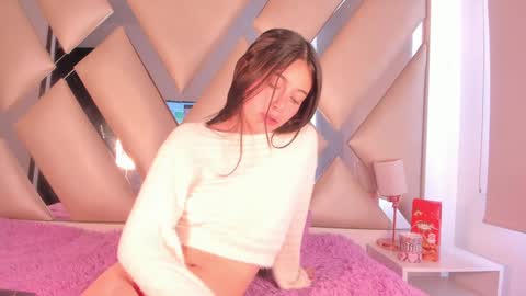 ashley_js online show from 01-10-25, 07:32