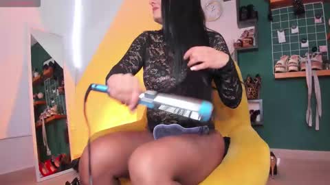 Snapshot of ashley_leon_ chatting on 02-19-26, 02:13 ashley_leon_ online show from 02-19-26, 02:13