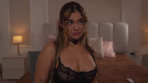 Snapshot of ashley_ospino chatting on 01-17-26, 12:15 Ashley online show from 01-17-26, 12:15