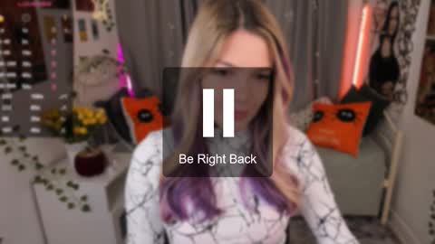 Snapshot of ashley_swan chatting on 10-30-25, 11:55 Ashley next stream on Sunday online show from 10-30-25, 11:55