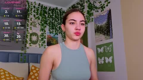 Ashle online show from 10-20-25, 04:13