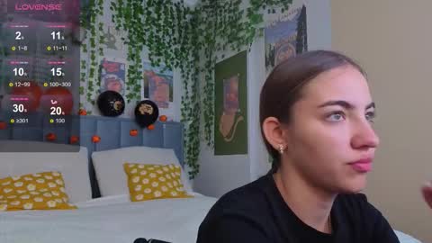 Ashle online show from 11-04-25, 04:11