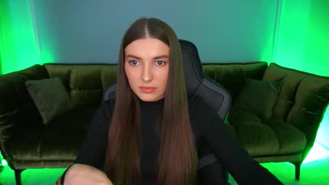 ashleybaee online show from 10-29-25, 01:02