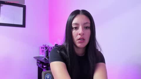 Snapshot of ashleybazan1 chatting on 11-25-25, 02:39 Ashley online show from 11-25-25, 02:39