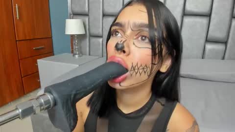 ASHLEY  My schedule 600 - 1400 GMT -5 online show from 10-19-25, 04:57