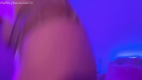 Snapshot of ashleykane2001 chatting on 01-21-25, 05:49 Ashley online show from 01-21-25, 05:49