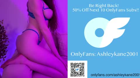 Snapshot of ashleykane2001 chatting on 09-22-25, 02:35 Ashley online show from 09-22-25, 02:35