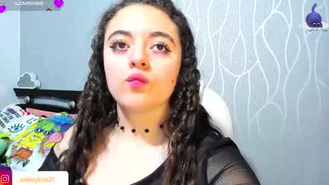 .. Ashley .. online show from 01-18-26, 12:14