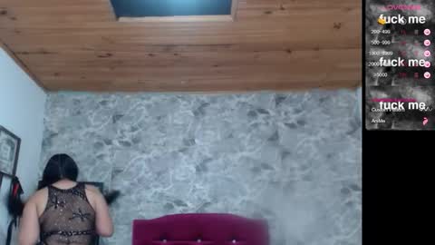 Snapshot of ashleymonroe14 chatting on 11-25-25, 02:44 LORE online show from 11-25-25, 02:44