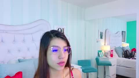 AshleyRoberh online show from 11-06-25, 07:04