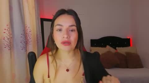 Snapshot of ashleyt1998 chatting on 02-14-26, 04:15 ASHLEY online show from 02-14-26, 04:15