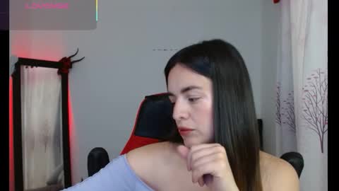 Snapshot of ashleyt1998 chatting on 03-03-26, 02:56 ASHLEY online show from 03-03-26, 02:56