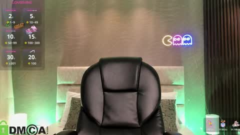 Ashlie  online show from 11-15-25, 10:48