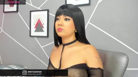 Snapshot of ashliekitty_011 chatting on 02-07-25, 01:04 Ashlie online show from 02-07-25, 01:04
