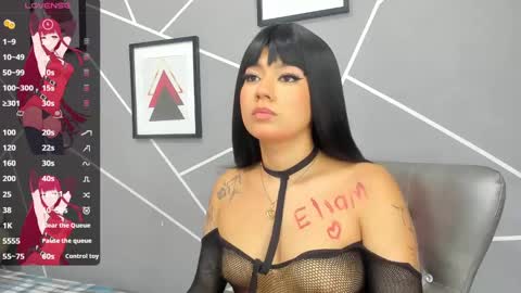 Snapshot of ashliekitty_011 chatting on 03-05-25, 04:24 Ashlie online show from 03-05-25, 04:24