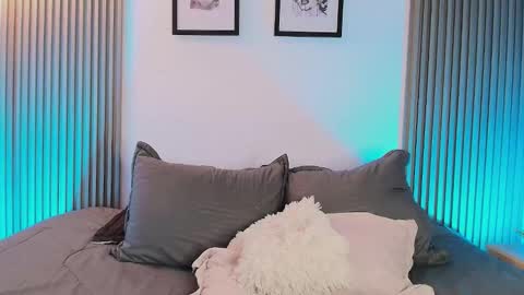    online show from 03-03-26, 02:07