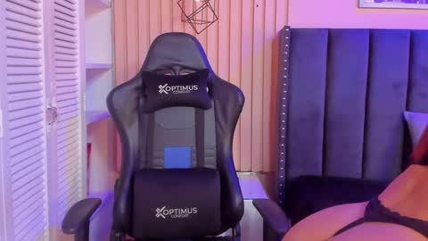 ashlye_miller_ online show from 12-22-24, 04:17