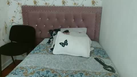 Snapshot of ashlyepipper chatting on 03-29-26, 02:11 Ashlye Pipper online show from 03-29-26, 02:11