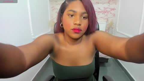 ashlyjewel online show from 09-28-25, 12:32
